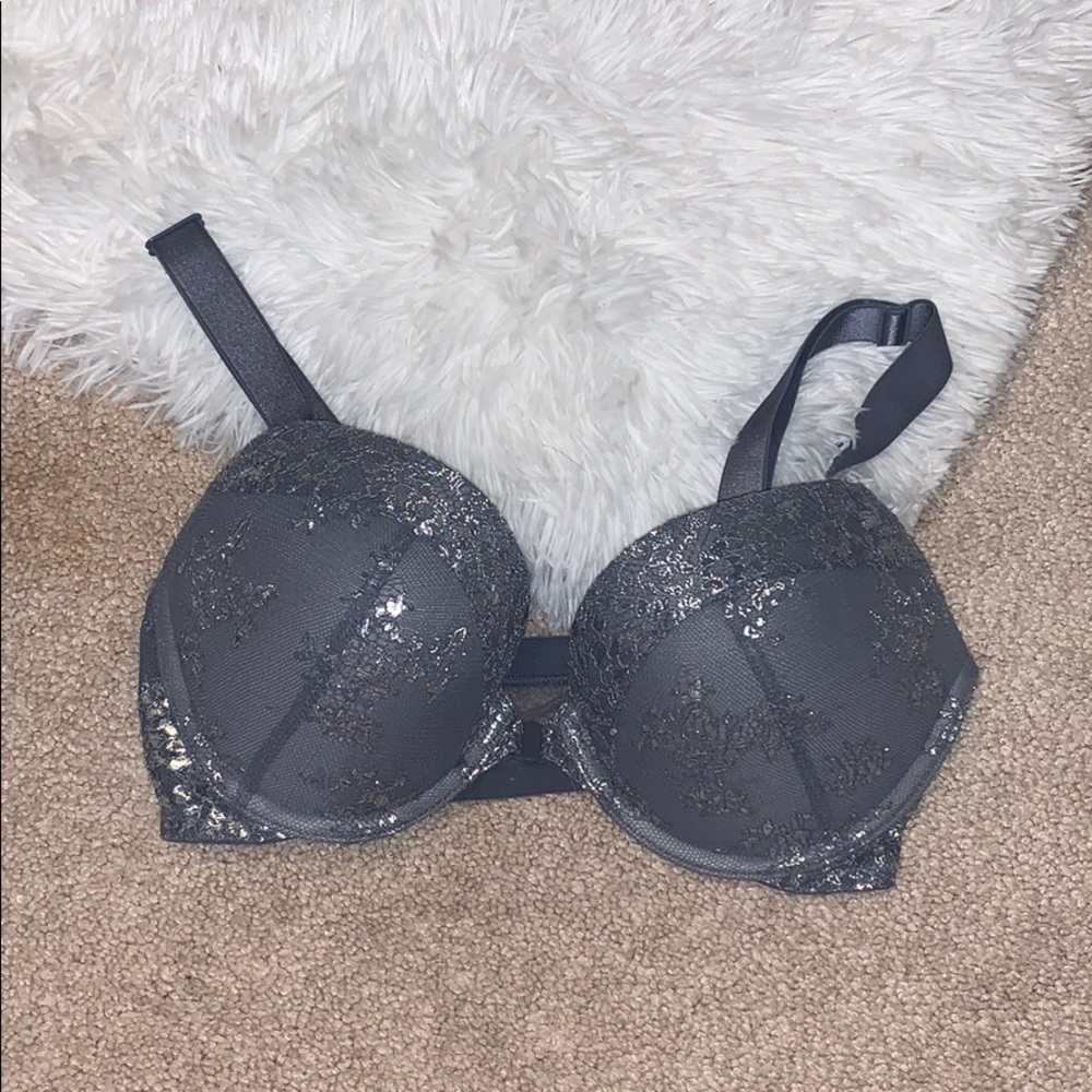 VS bra never worn
